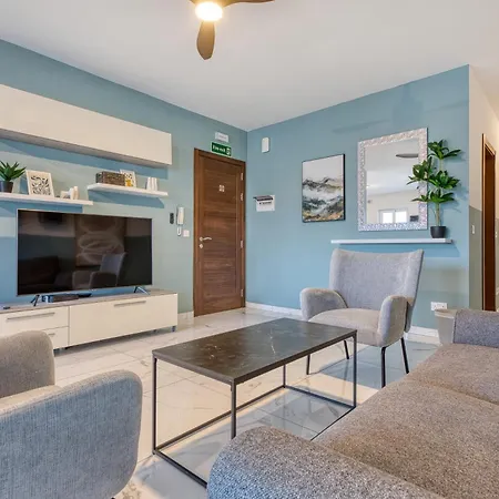 The Swieqi Fully Equipped Homes With Wifi And Ac *