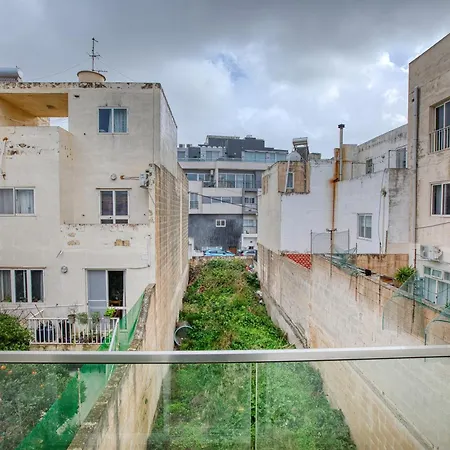 The Swieqi Fully Equipped Homes With Wifi And Ac Is-Swieqi