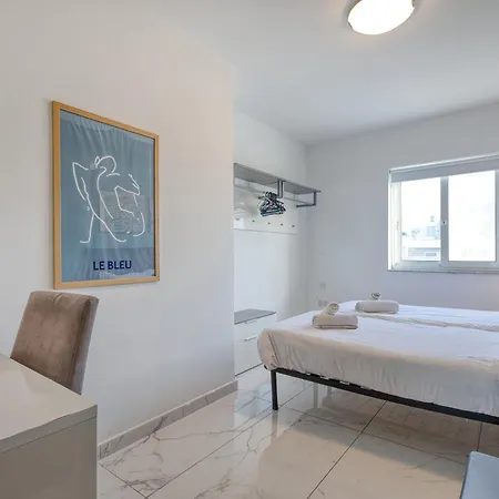Daire The Swieqi Fully Equipped Homes With Wifi And Ac